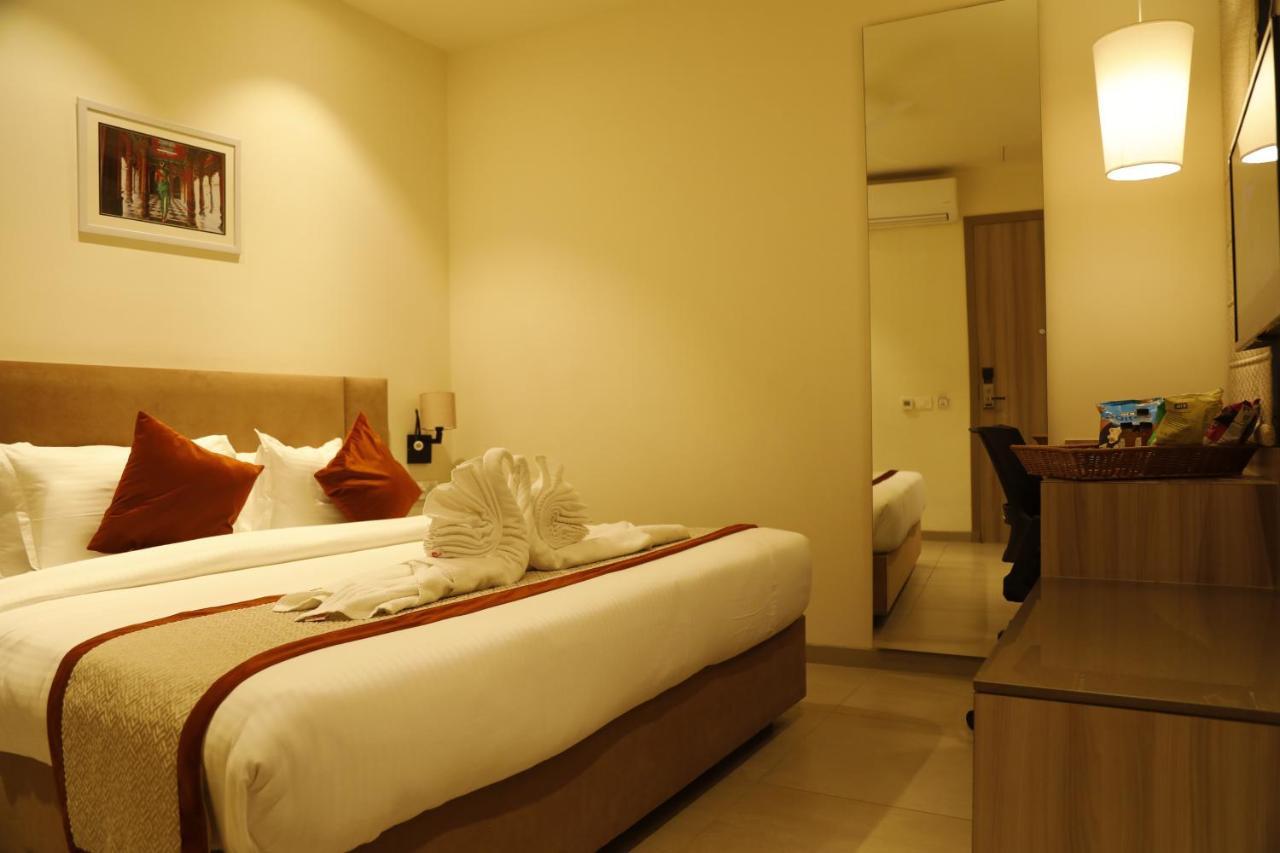 Hotel The Royal Vista Varanasi Eksteriør bilde
