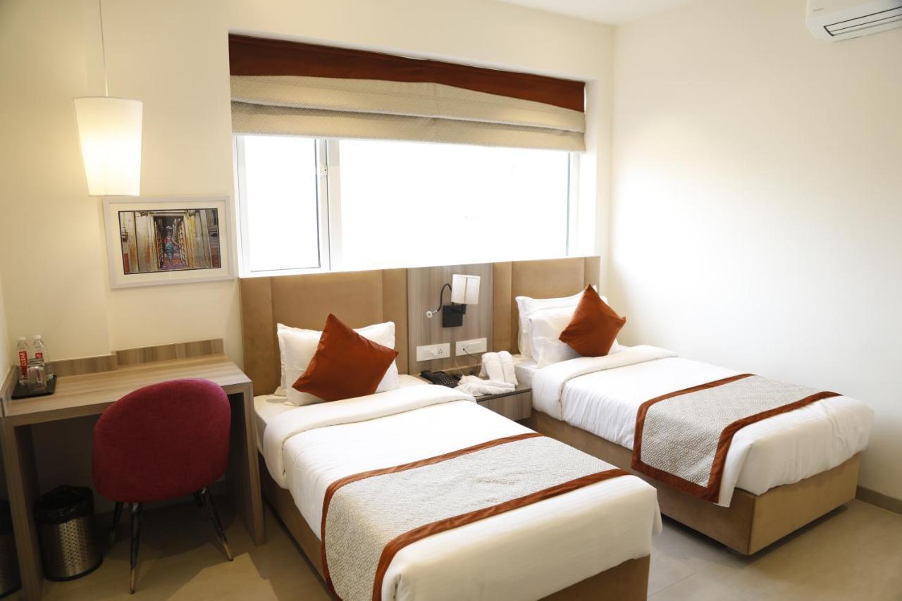 Hotel The Royal Vista Varanasi Eksteriør bilde