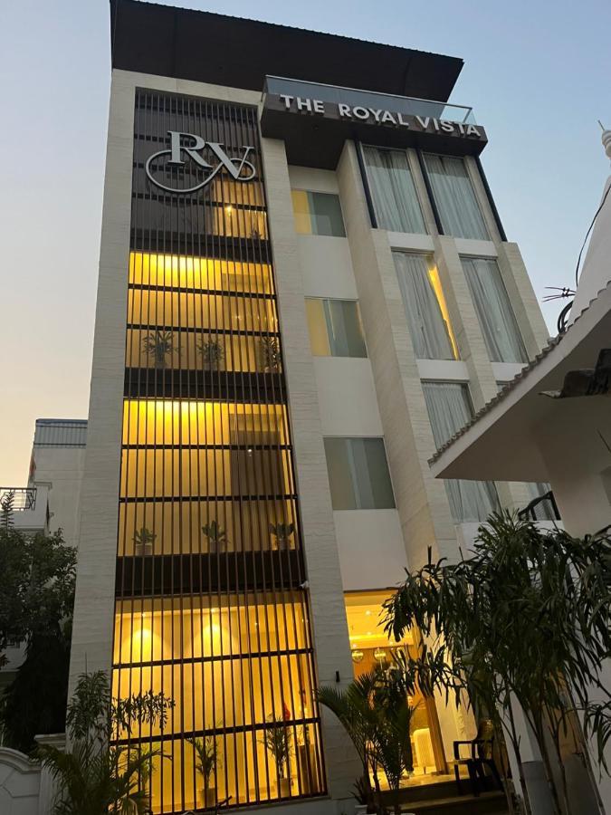 Hotel The Royal Vista Varanasi Eksteriør bilde