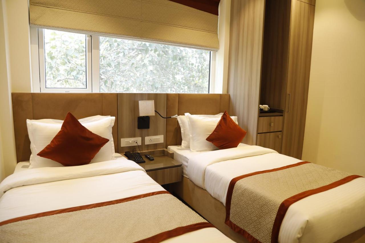 Hotel The Royal Vista Varanasi Eksteriør bilde
