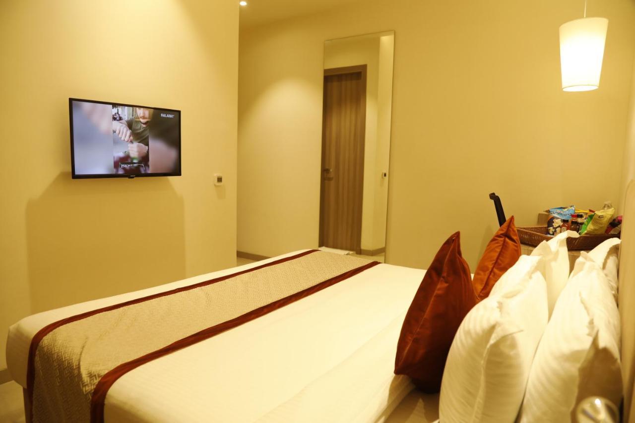 Hotel The Royal Vista Varanasi Eksteriør bilde