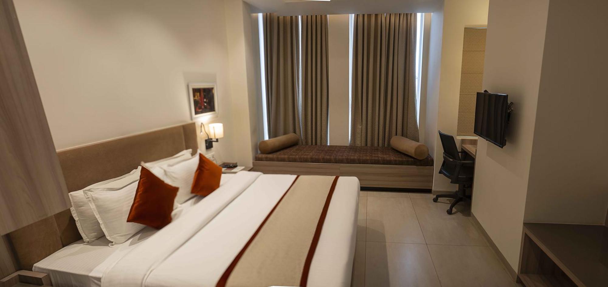 Hotel The Royal Vista Varanasi Eksteriør bilde